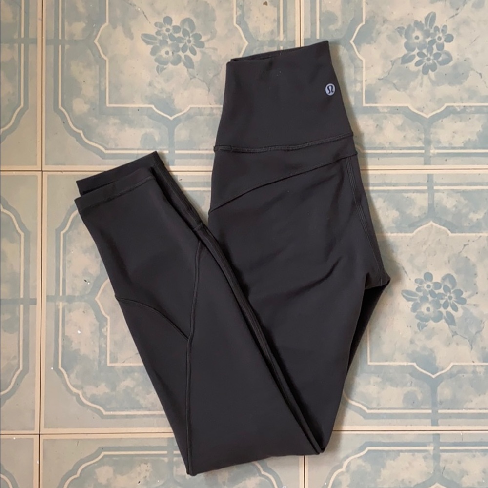 Lululemon In Movement Tight 25” Everlux